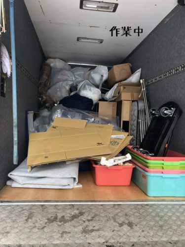 1553851077736-375x500