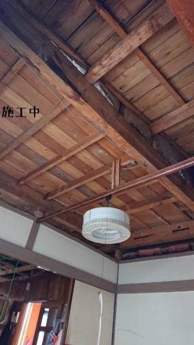 1554725591927-281x500