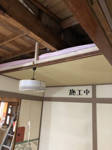 1554725688924-375x500